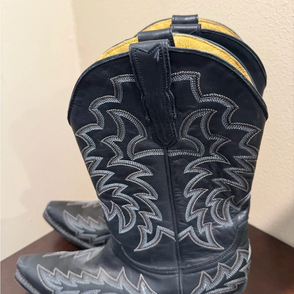 Classic Black Western Leather Cowboy Boots - Women's Ankle Booties - Picture 6 of 9
